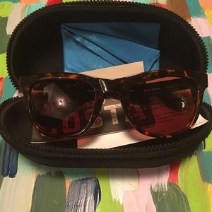 Costa Copra Sunglasses (NWOT)